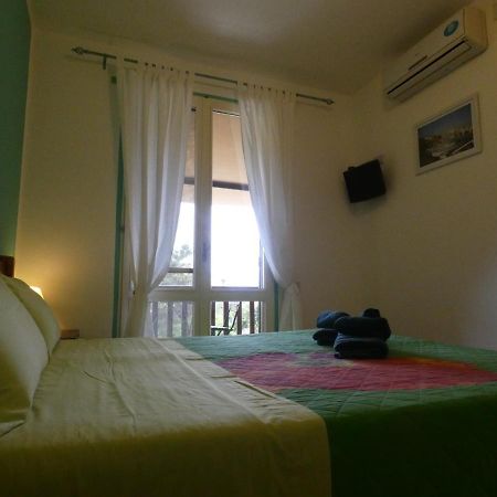 B&B Mrcaruba Stintino Exteriör bild