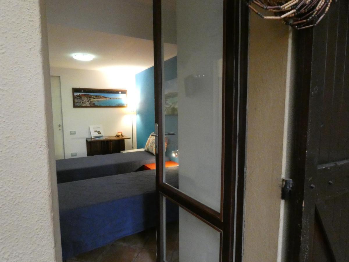 B&B Mrcaruba Stintino Exteriör bild