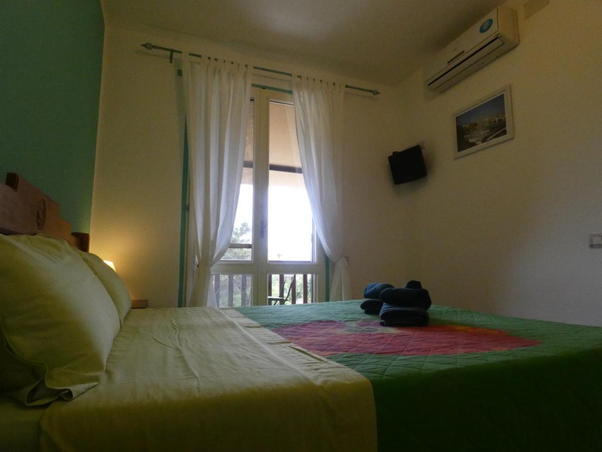 B&B Mrcaruba Stintino Exteriör bild